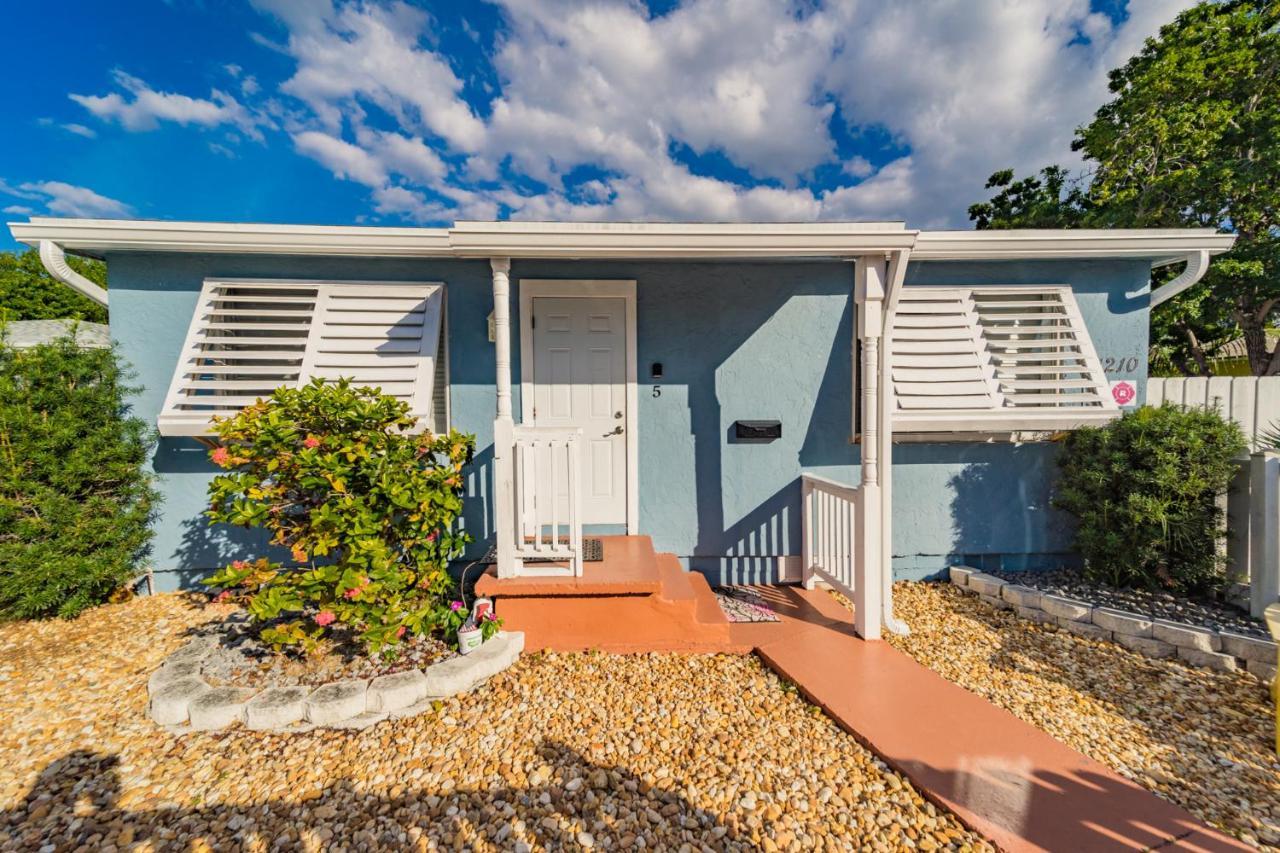 Beach Chairs, Good Kitchen, Strong Wifi On 14Th Ave Fort Lauderdale Bagian luar foto